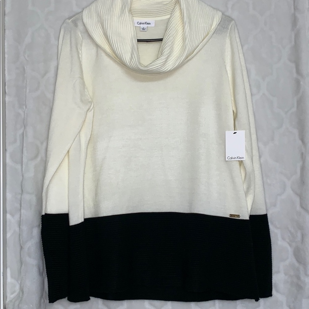 NWT Calvin Klein sweater